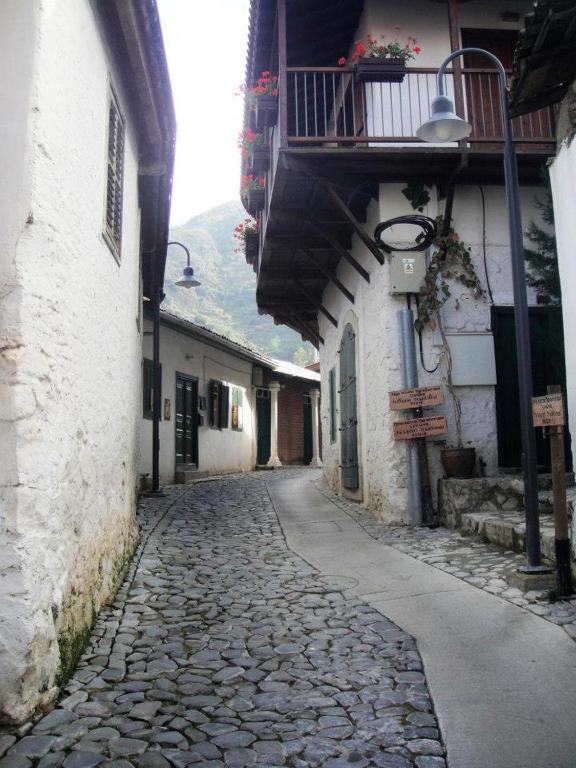 Archontiko I Misirlou Casa de hóspedes Kalopanagiotis Exterior foto